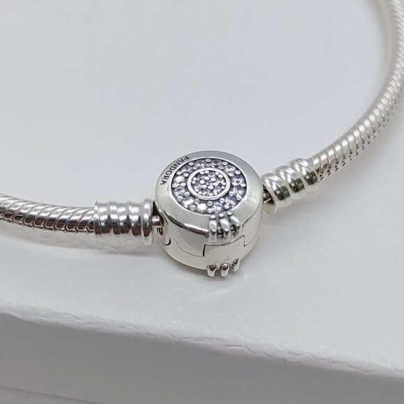 Pandora Moments Sparkling Crown O Snake Chain Bracelet S925 Sliver with box - Picture 3 of 8